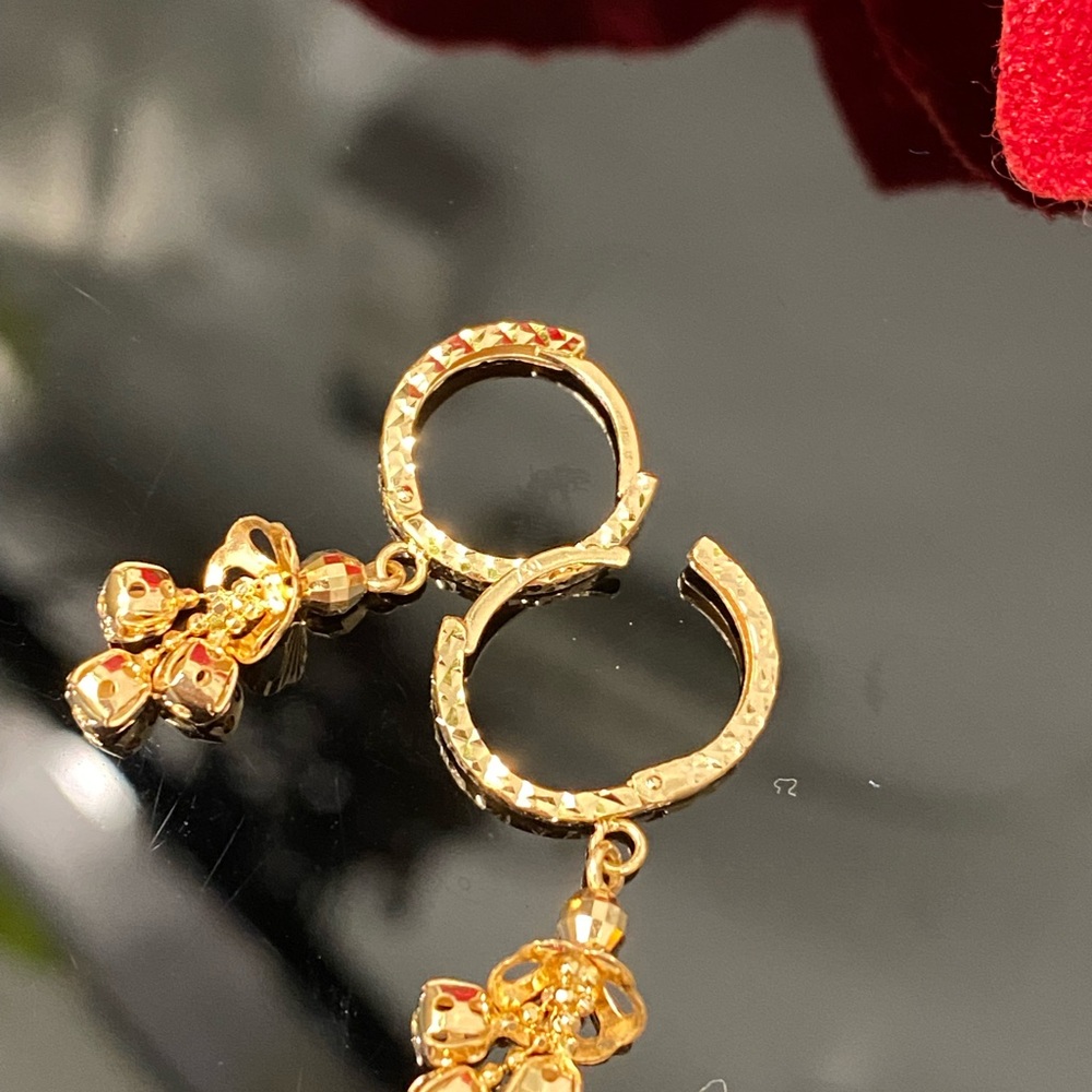 18K Gold Diamond Cut Small Huggie Ball Hoop Earrings - Picture 4 of 5